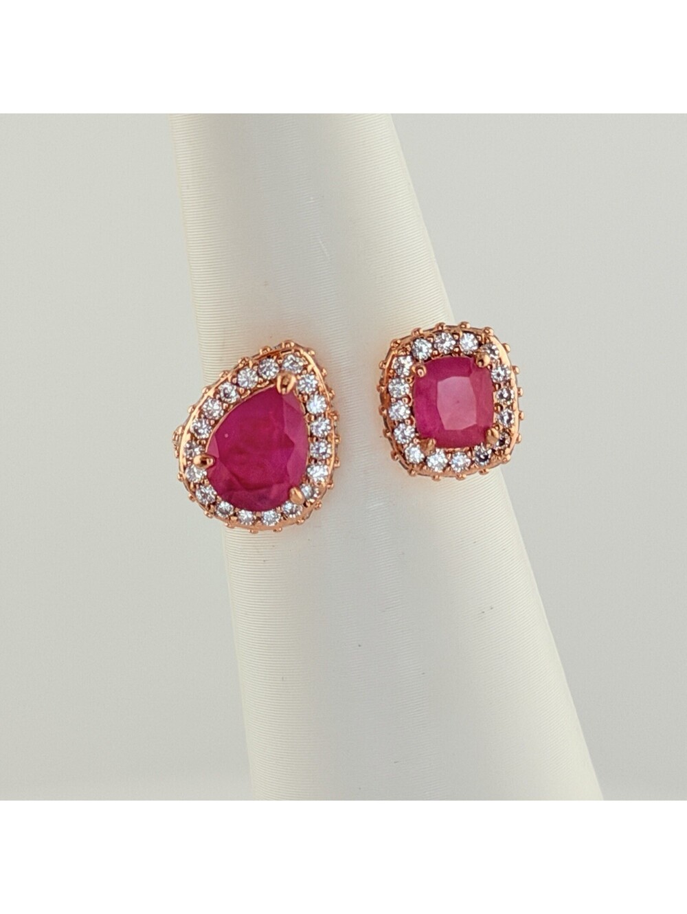 Bomb Party Ring Sz 8 "Glimmering Together" Pink Sapphire +Quartz on Rose Gold